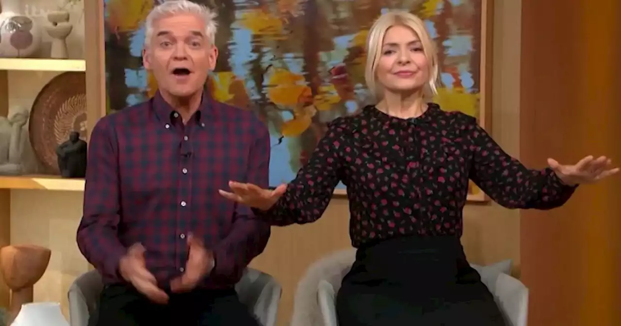 Holly Willoughby hits out at Strictly as Kaye Adams returns to Loose Women