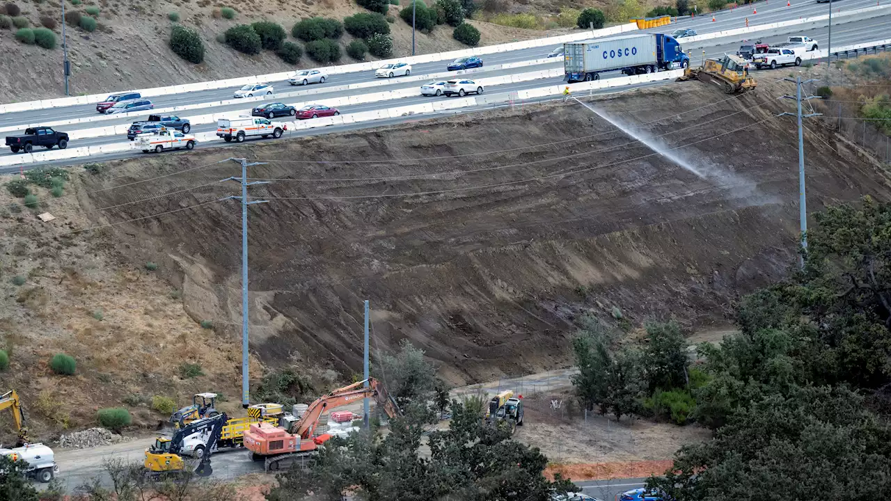 Here's What Drivers Should Know About Closures for the 101 Freeway Wildlife Crossing Project