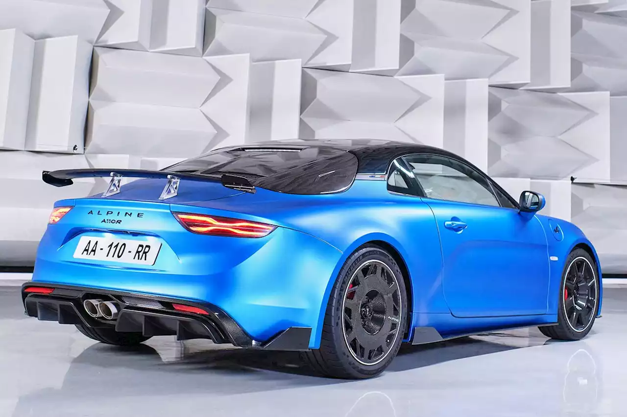 New, lighter Alpine A110 R revealed in full