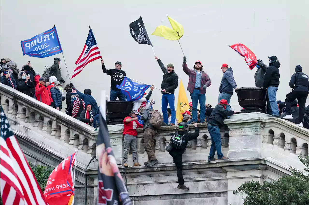 Texts, recordings show Oath Keepers’ early talk of armed resistance to Biden presidency