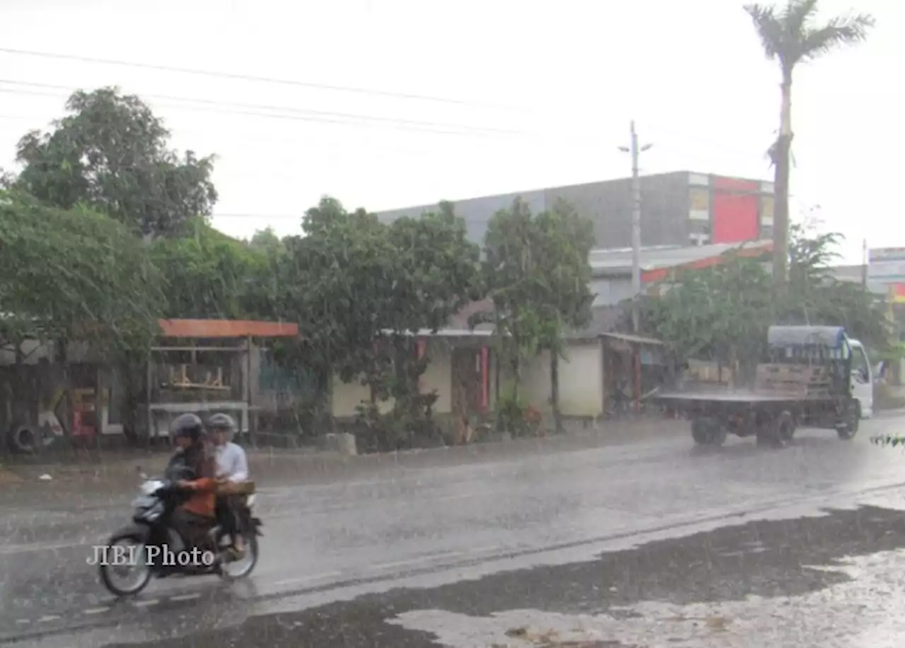 Prakiraan Cuaca Sragen Hari Ini 4 Oktober 2022, Masih Perlu Bawa Payung