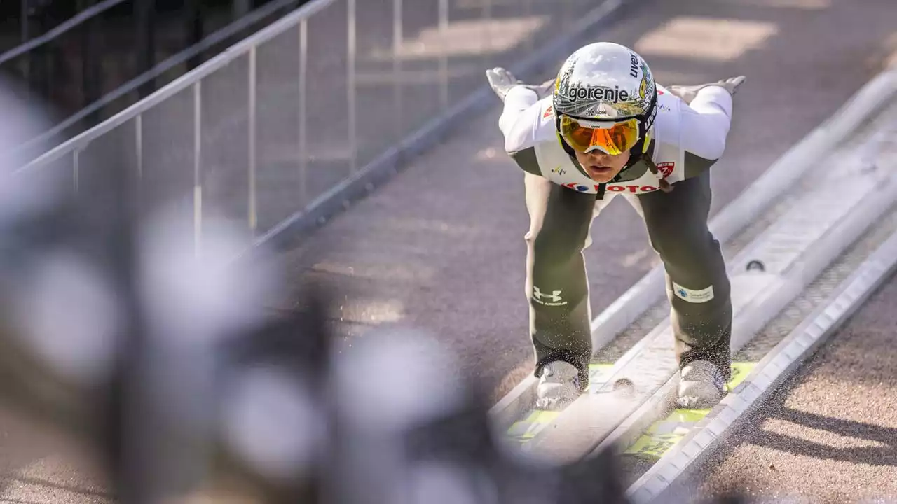 Zwei Springer im 'Super Team' : Skispringen: FIS führt Duo-Wettbewerb ein