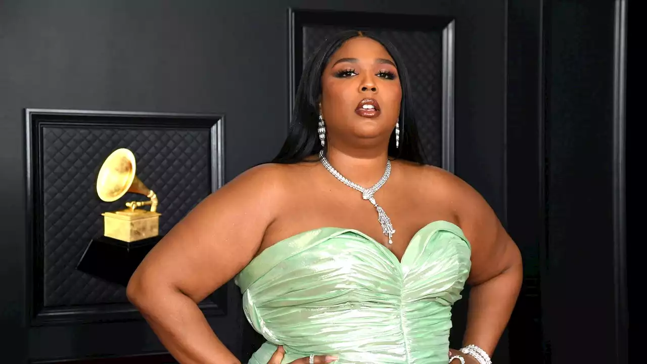 Lizzo Is Making a Case for Leggings With Butt Cut-Outs