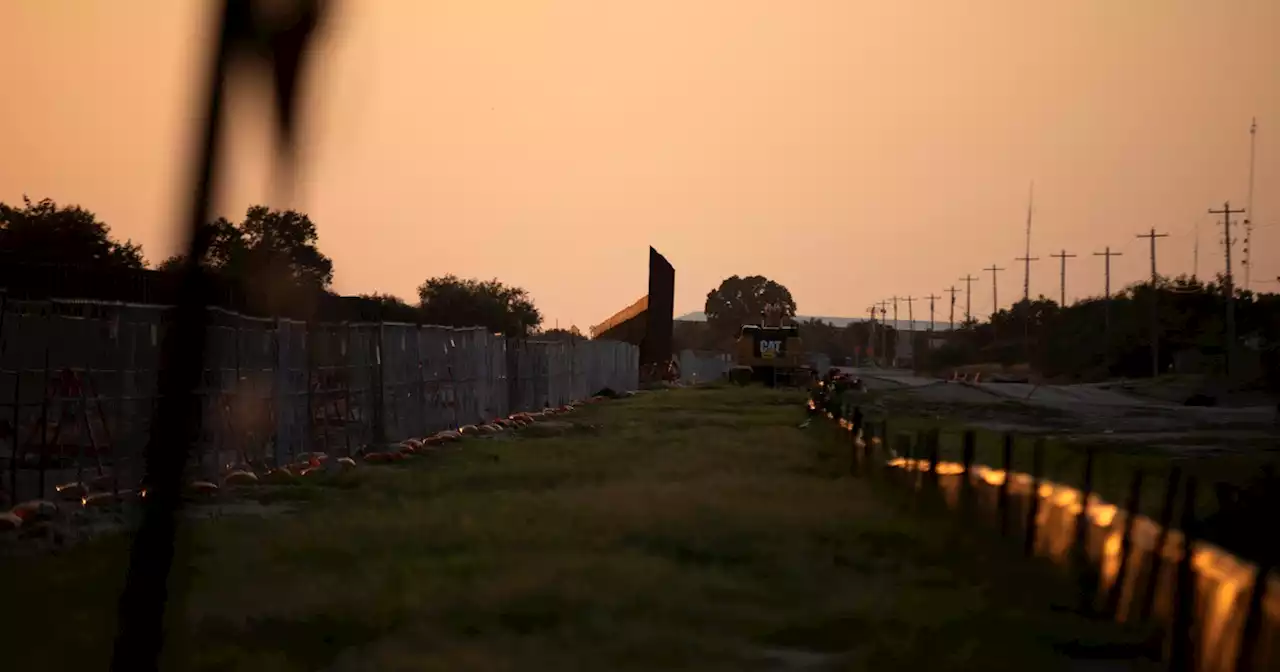 Texas has raised $54 million in private donations for its border wall plan. Almost all of it came from this one billionaire.