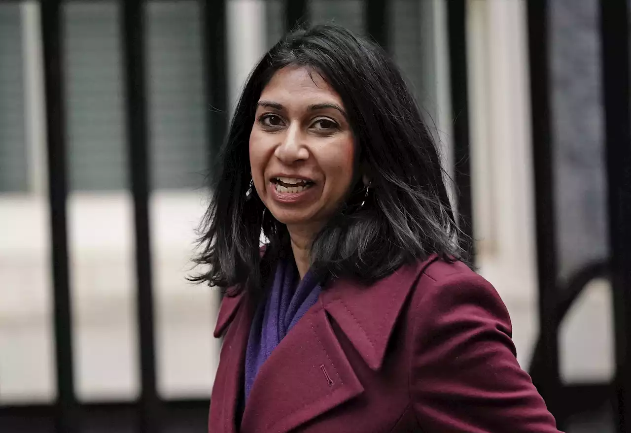 Cut student visas to reduce immigration, Home Secretary Suella Braverman says