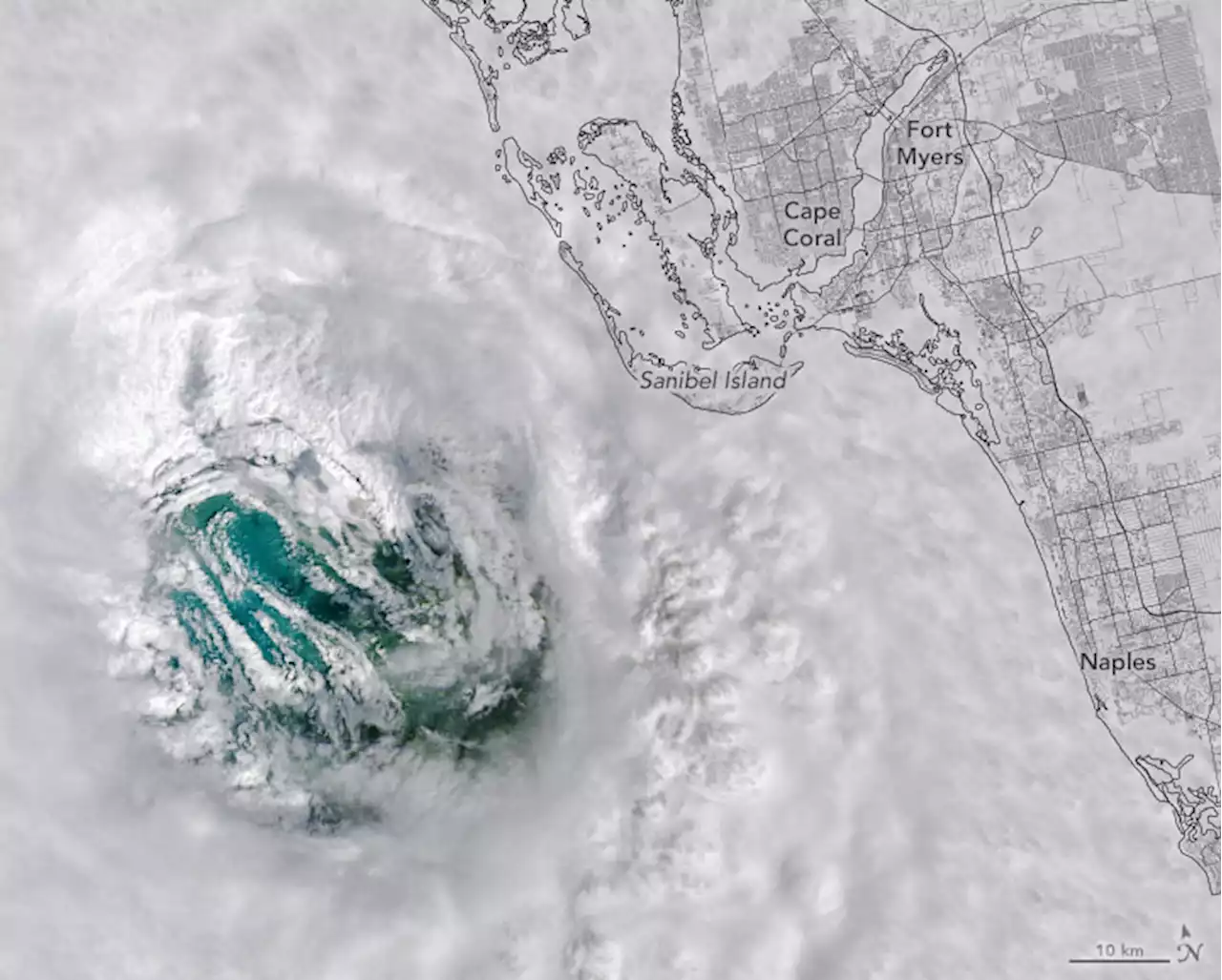 Gaze Down Into the eye of Hurricane Ian, Seen From Orbit