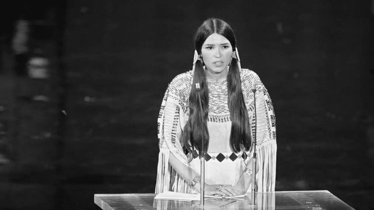 Qui est Sacheen Littlefeather, l'actrice amérindienne à qui l'Académie des Oscars présente ses excuses ?