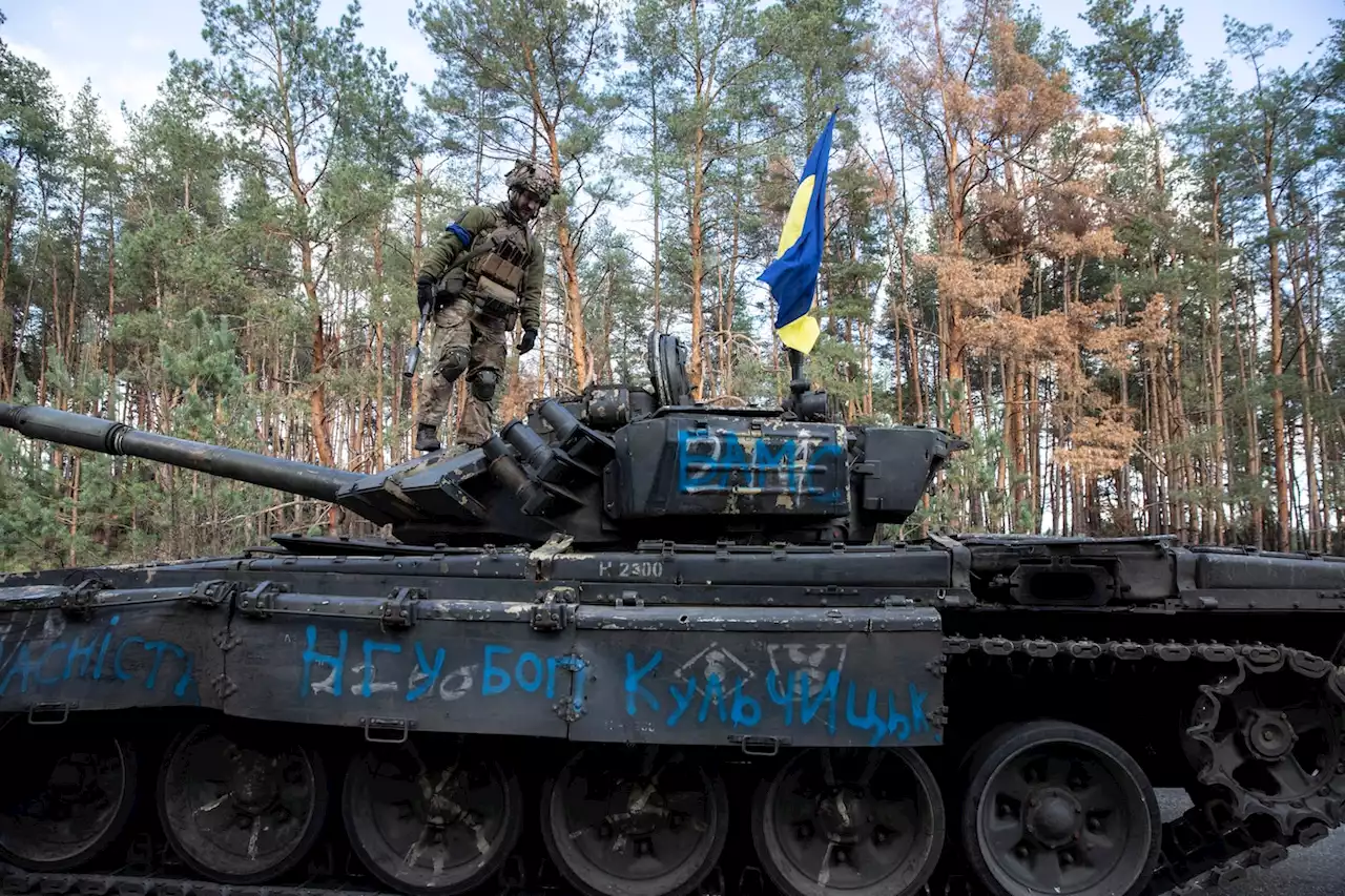 Refuting annexation, Ukrainian forces push on from Lyman toward Luhansk