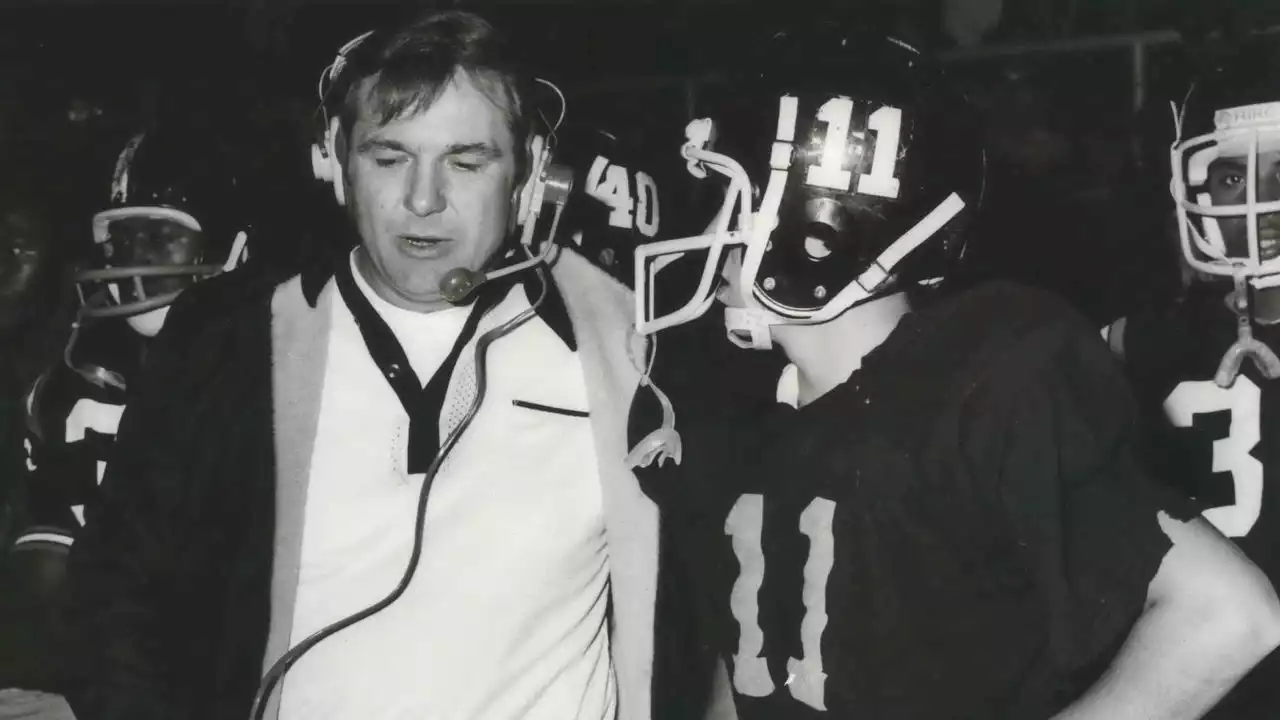 Hall of Fame coach Don Creasy dies in traffic accident