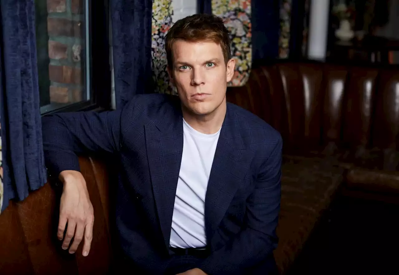 Jake Lacy becomes a lead after years of supporting roles | amNewYork