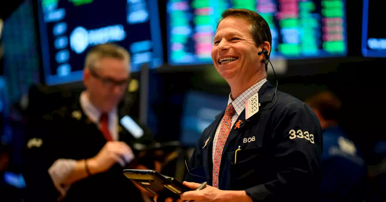 Stocks roar back, posting third-best start to the month of October since 1930