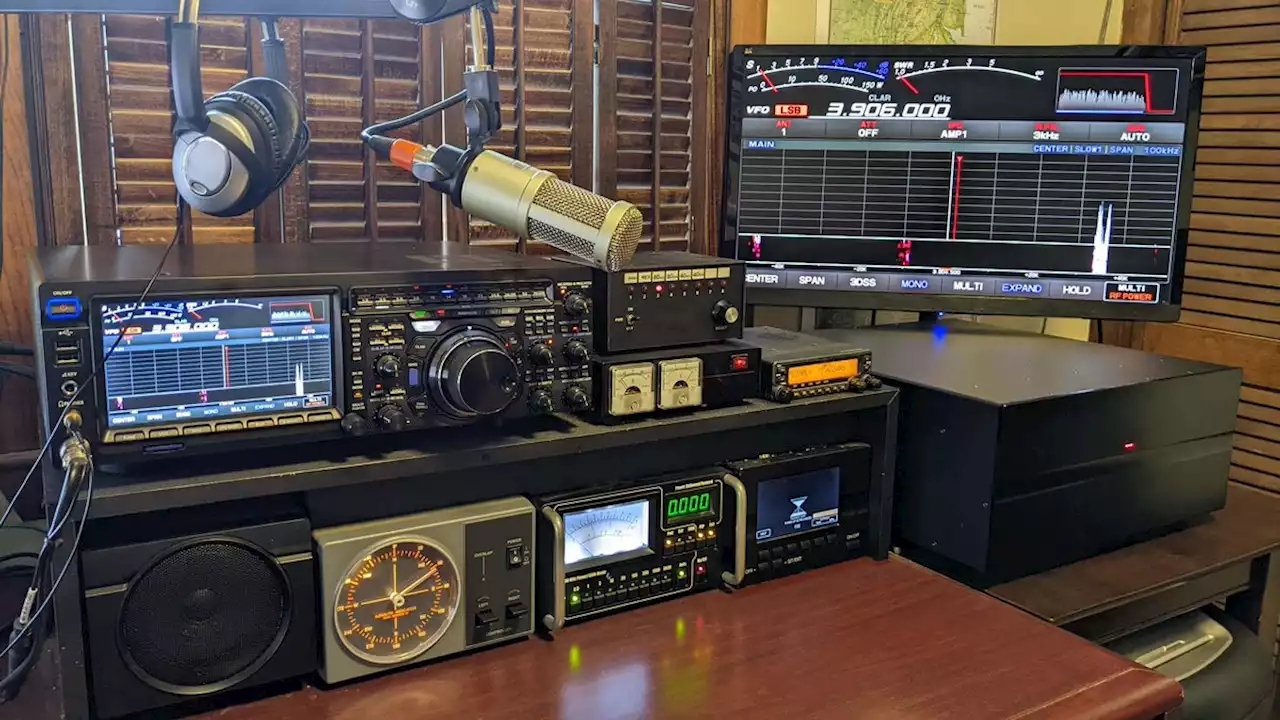 The Internet Archive is building a library of amateur radio broadcasts | Engadget