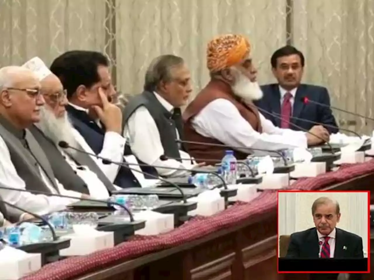 حکومتی اتحادی جماعتوں کا عمران خان کو اسلام آباد میں داخل نہ ہونے دینے کا فیصلہ - ایکسپریس اردو