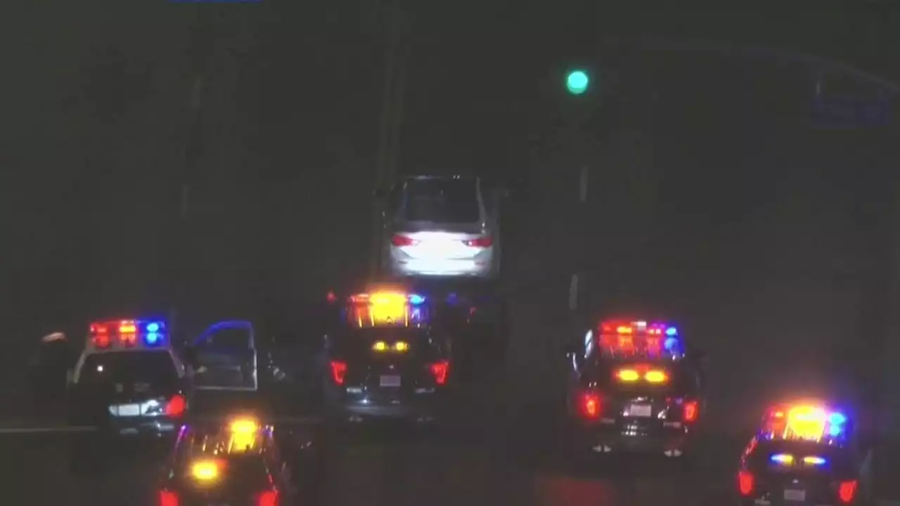 2 in custody after LAPD pursuit through South LA