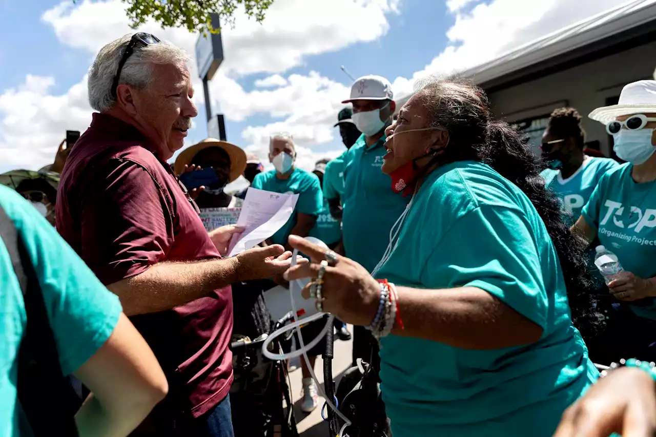 Civil rights group sues Bexar County over closing polling places