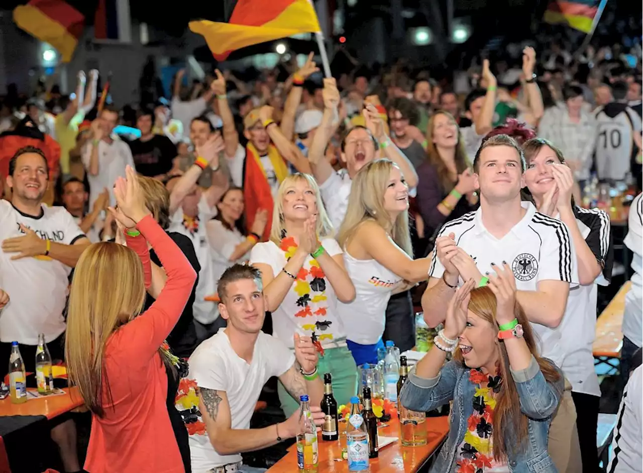 Fußball-WM 2022 in Katar: Stadt Straubing richtet kein Public Viewing aus - idowa