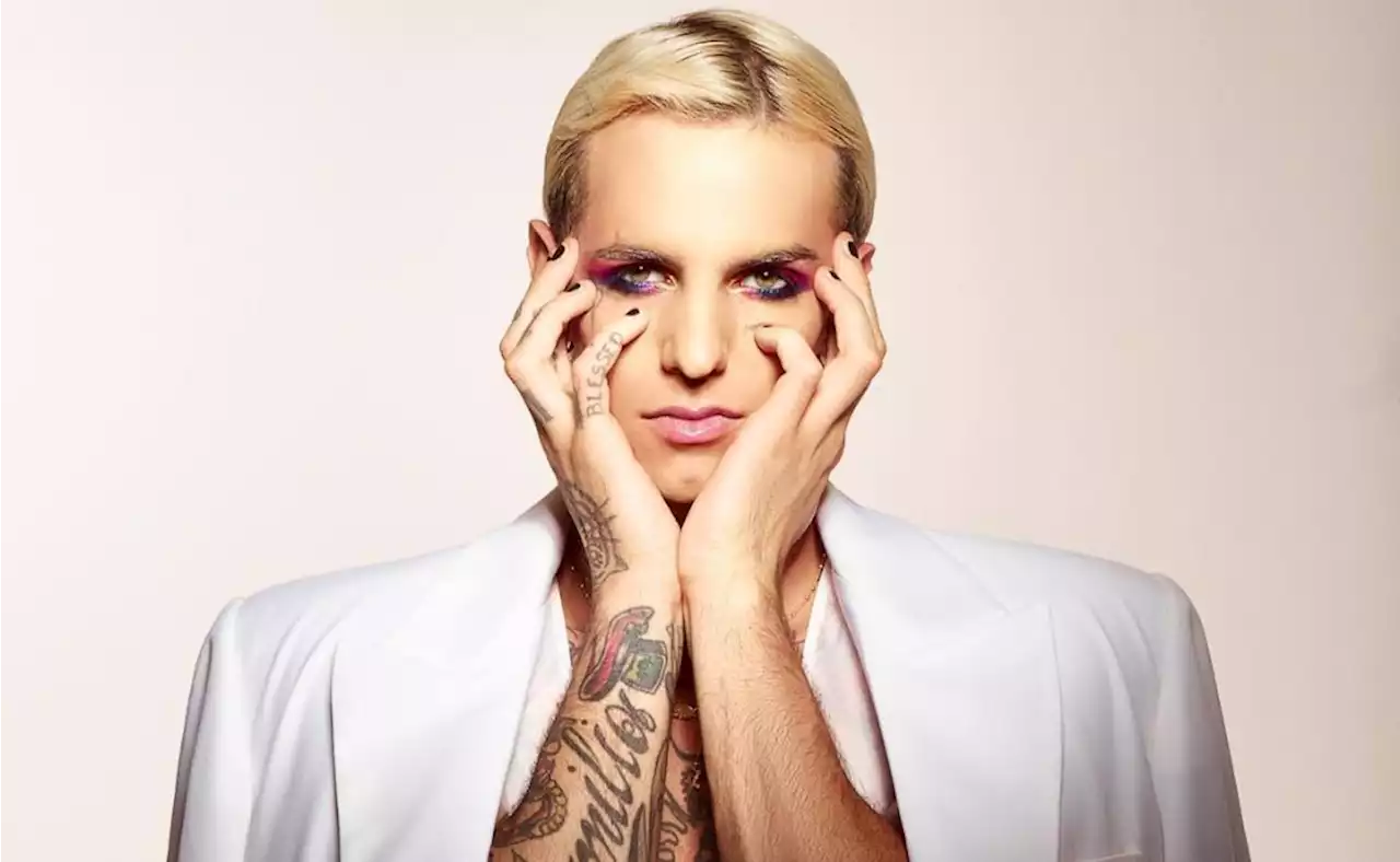 Achille Lauro: la collezione make-up 'Maleducata' per Mulac Cosmetics - iO Donna