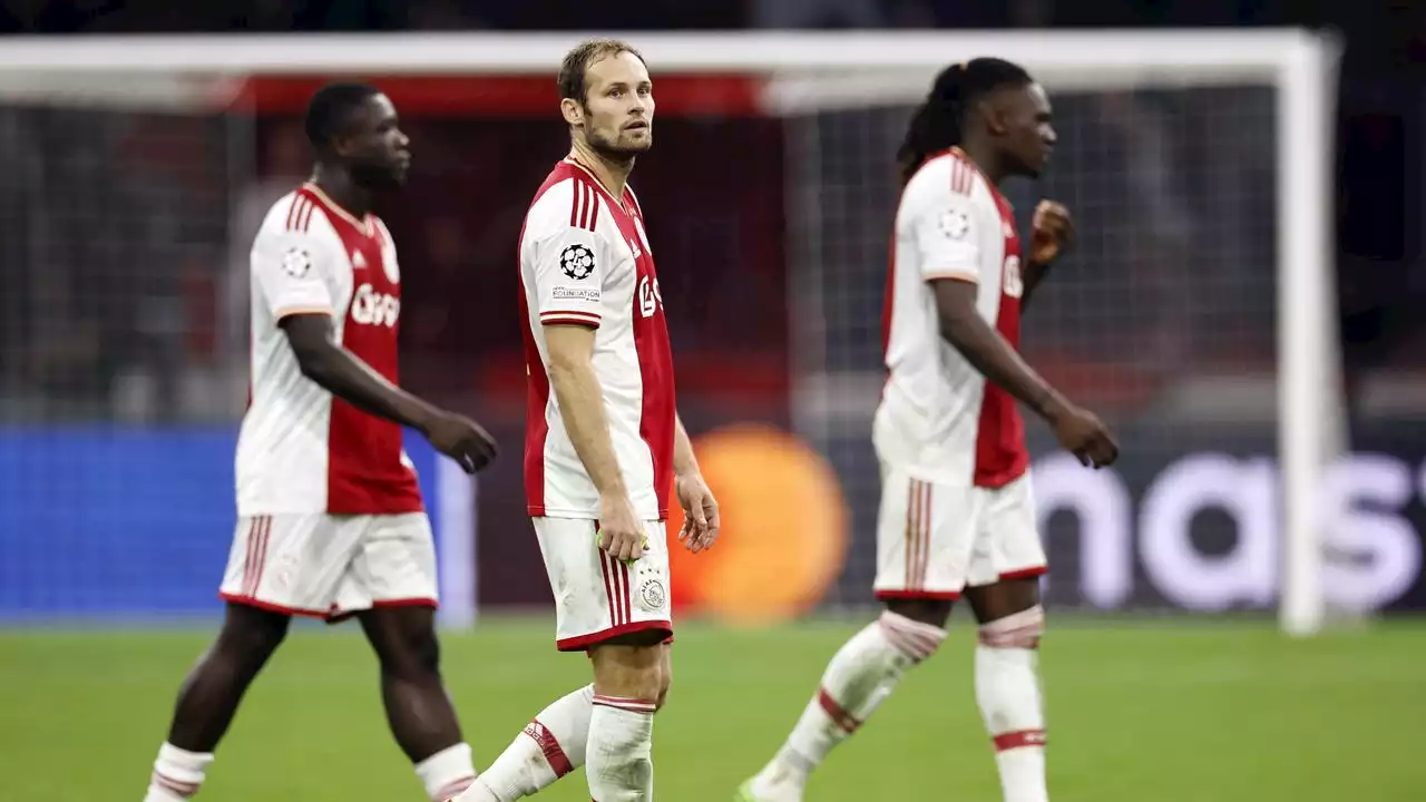 Ajax door historische nederlaag tegen Napoli bezig aan slechtste serie sinds 2017