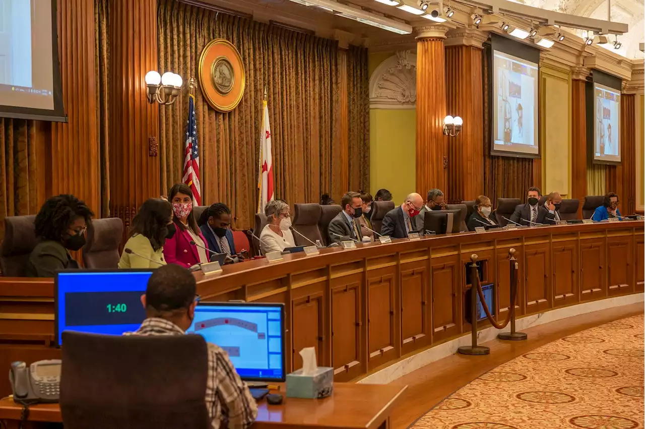 D.C. Council advances bill to allow noncitizens to vote in local elections