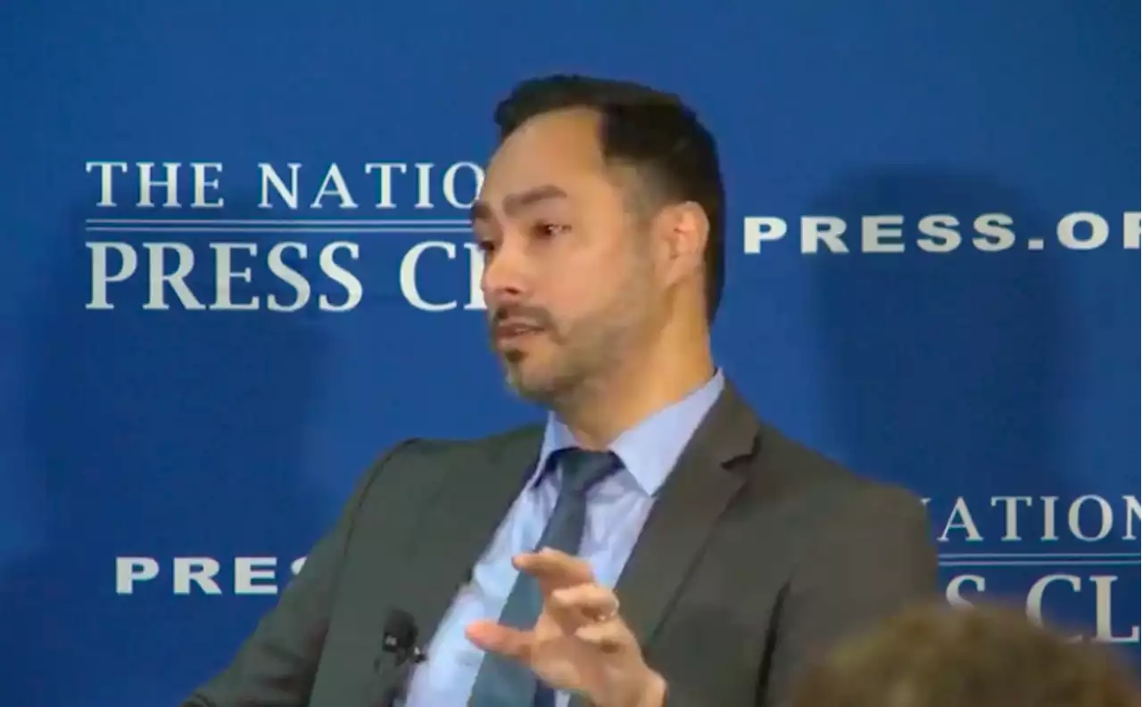 U.S. media failing to hire Latinos, according to report ordered by San Antonio Rep. Joaquin Castro