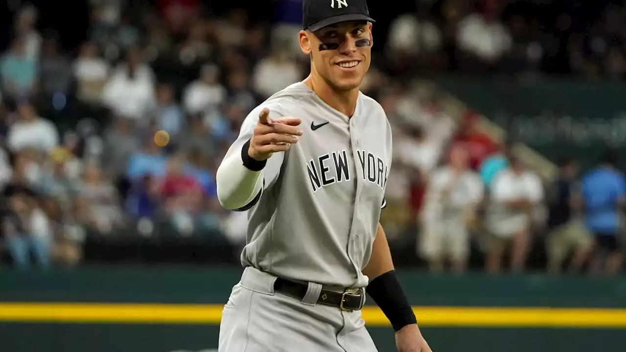 Yankees star Aaron Judge hits 62nd homer to break Maris' AL record