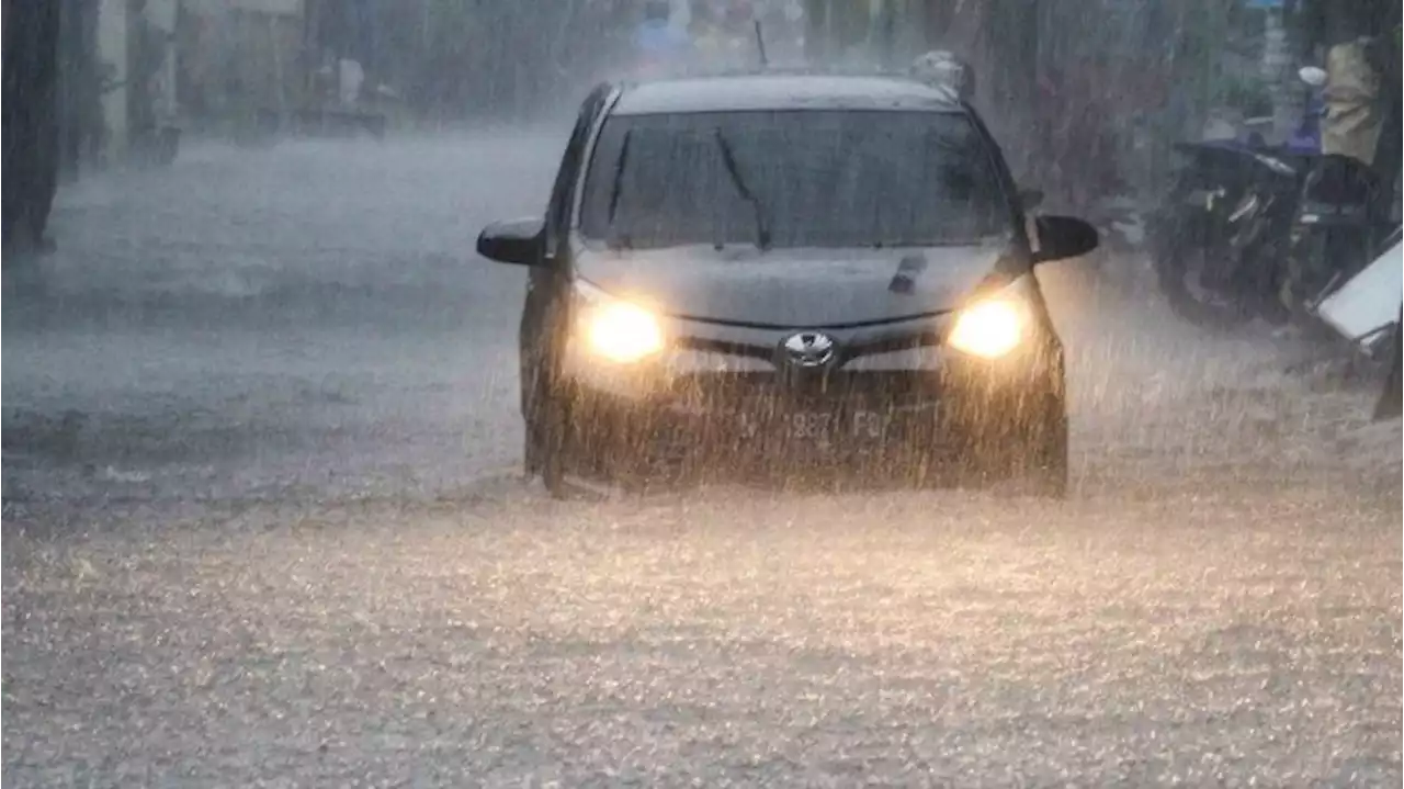 BMKG Perkirakan Jakarta Masih Diguyur Hujan Hari Ini, Cek Lokasinya