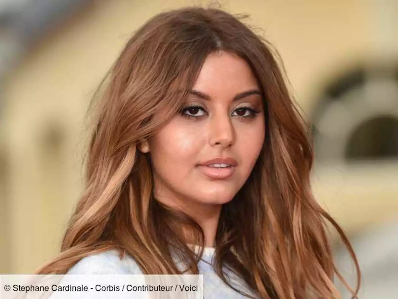 Cheveux Zahia opte pour une coloration qui avait totalement disparu