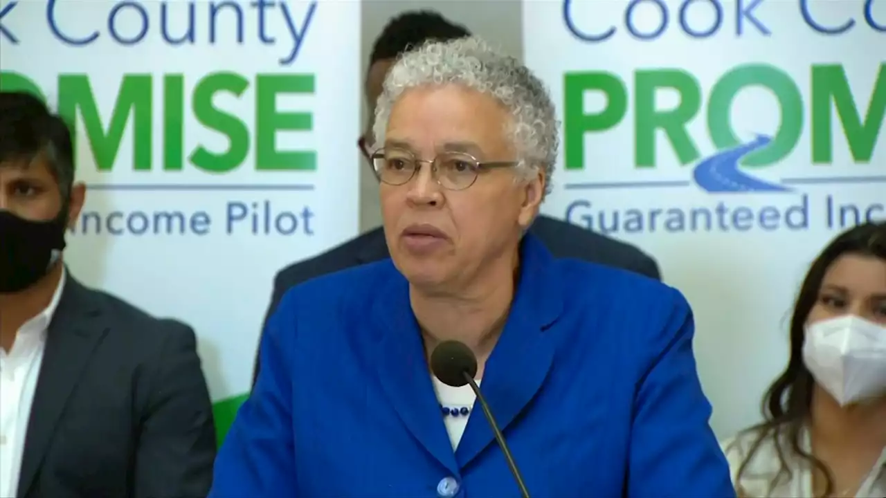 Cook County announces guaranteed income pilot program applications open Thursday