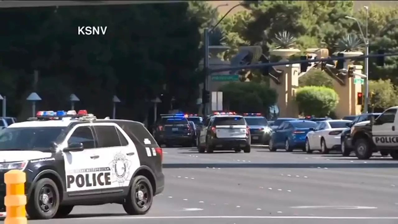 Las Vegas Strip stabbing leaves 1 dead and at least 5 others hurt