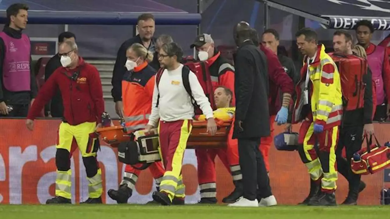 Gulácsi com lesão grave «para muito tempo» (RB Leipzig)