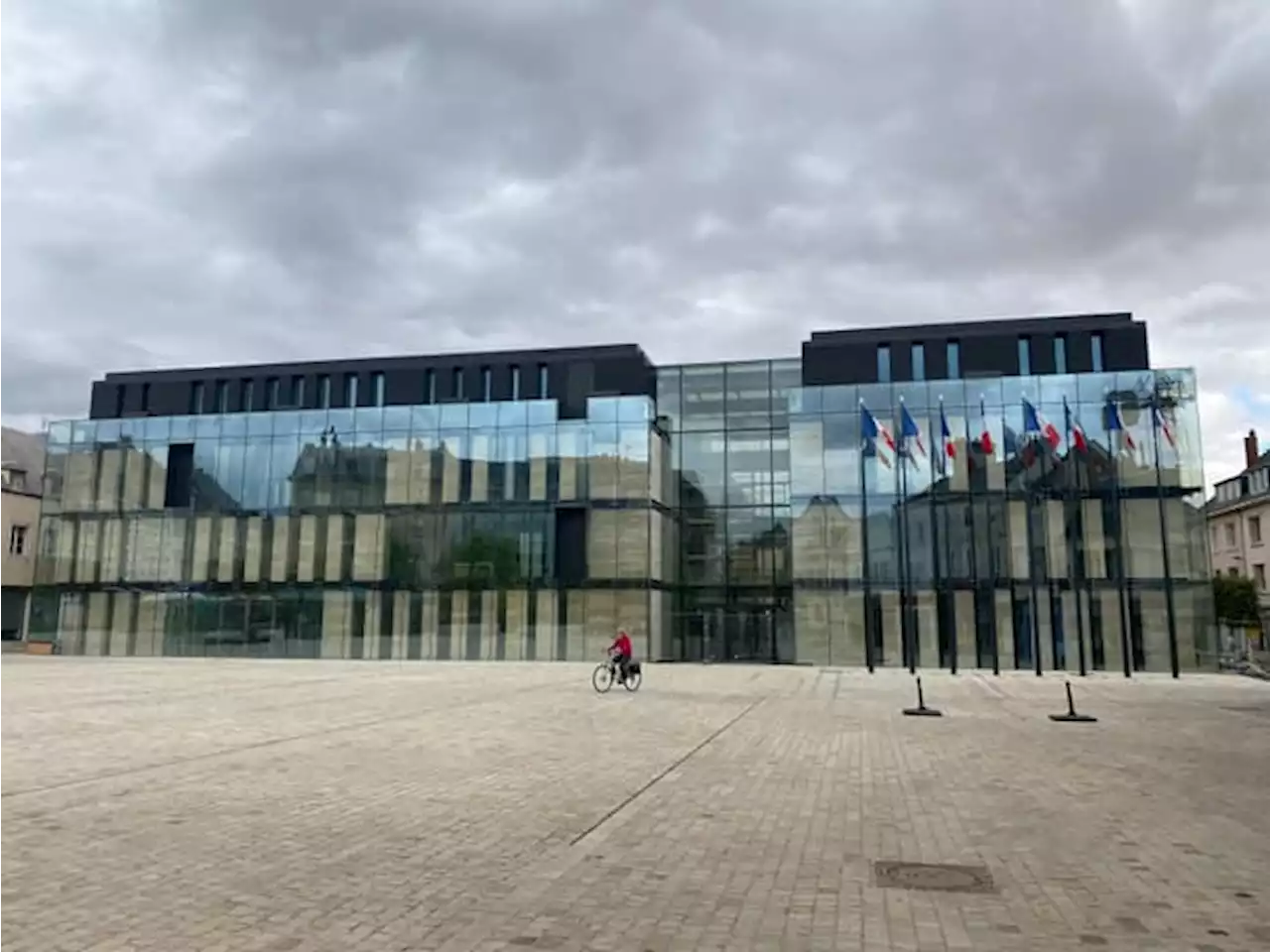 Chartres: le maire visé par une plainte pour 'prise illégale d'intérêts'