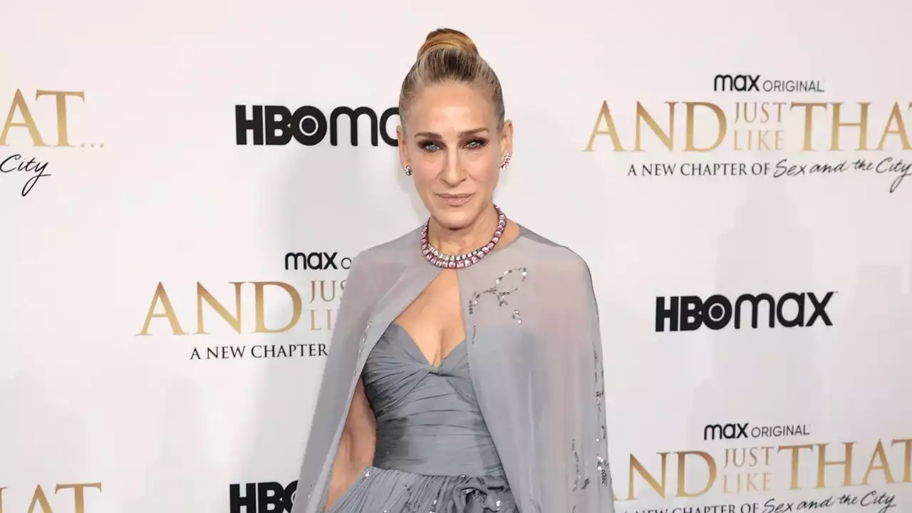 Carrie Bradshaw Will Sport Her Boldest Accessories Yet In And Just Like That Season 2