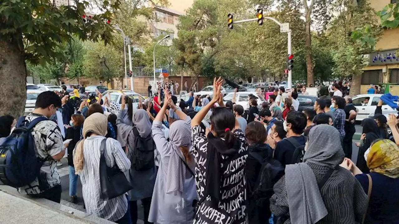 US issues new sanctions on Iran over violent crackdown on protests and internet shutdown | CNN Politics