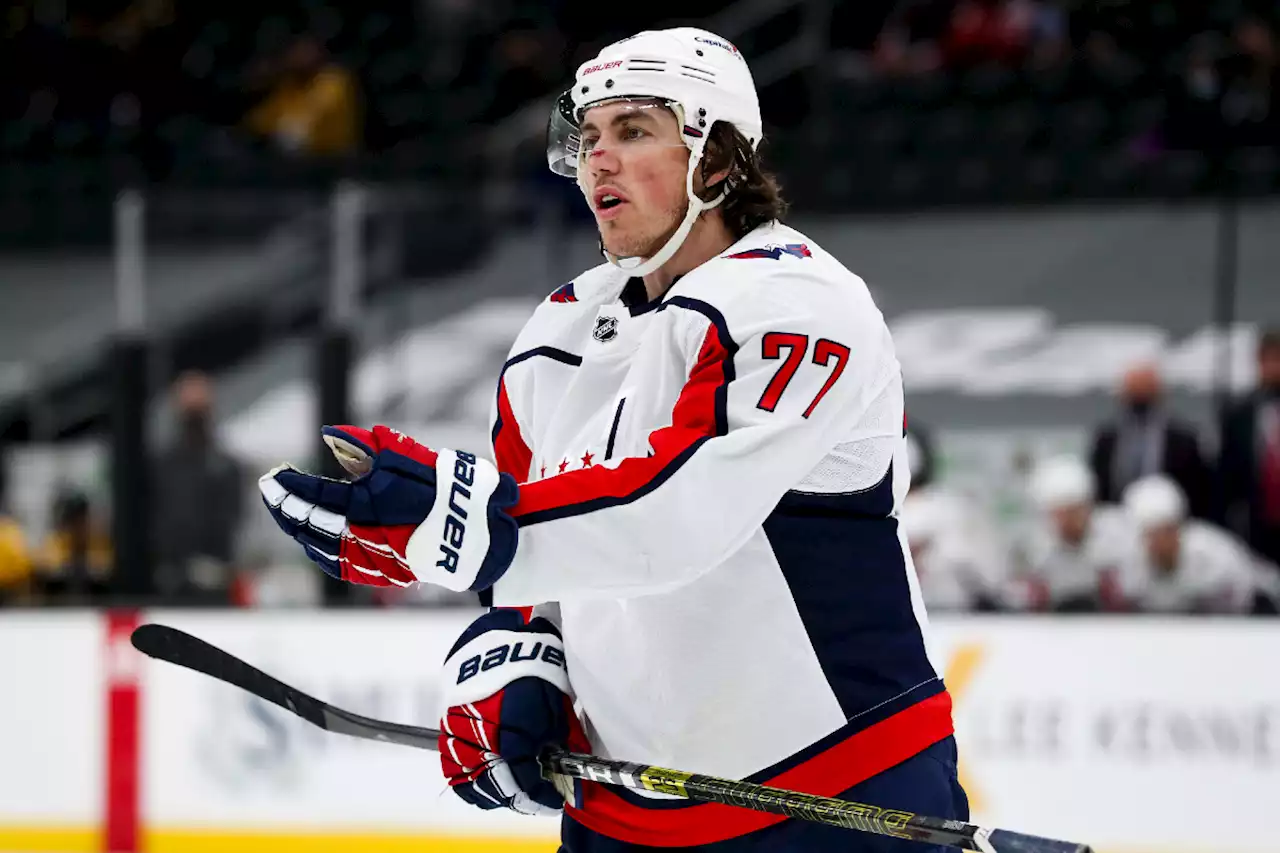 T.J. Oshie leaves pre-season game with upper-body injury - Daily Faceoff