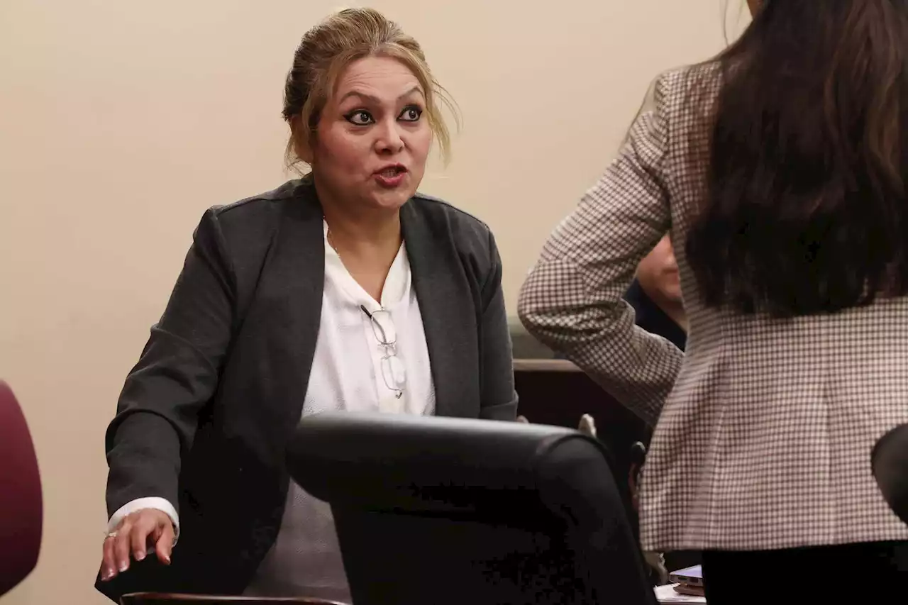 Witnesses say ex-Bexar constable Vela charged fees and fines without a judge around