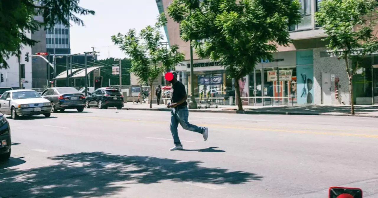 Understanding what California’s new ‘jaywalking’ bill really does (and doesn’t do)