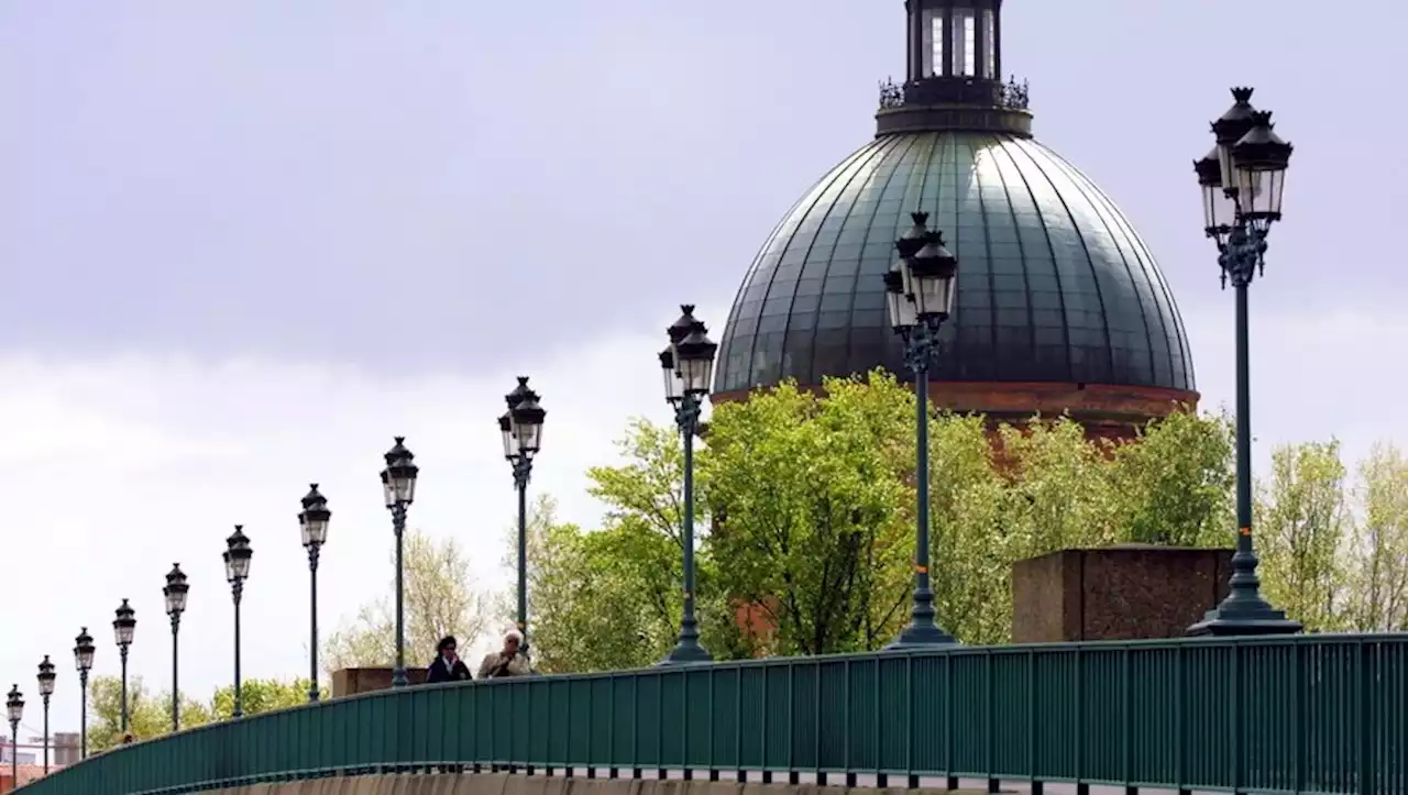 Toulouse : le pont Saint-Pierre piétonnisé ou fumoir géant à ciel ouvert ?