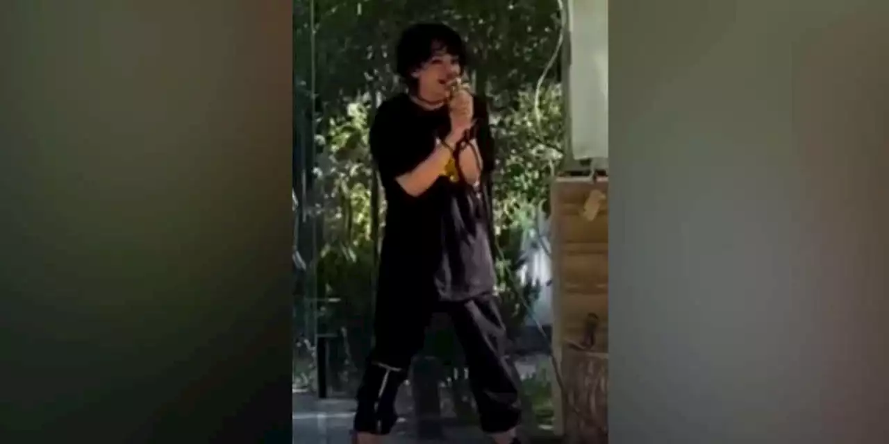 Qui est Nika Shahkarami, morte à 16 ans pour avoir manifesté en Iran ?