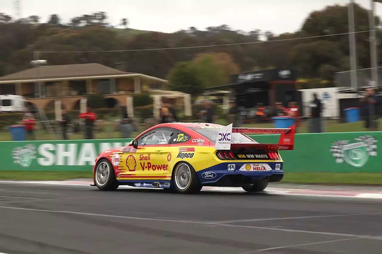 Bathurst 1000: Davison tops first practice