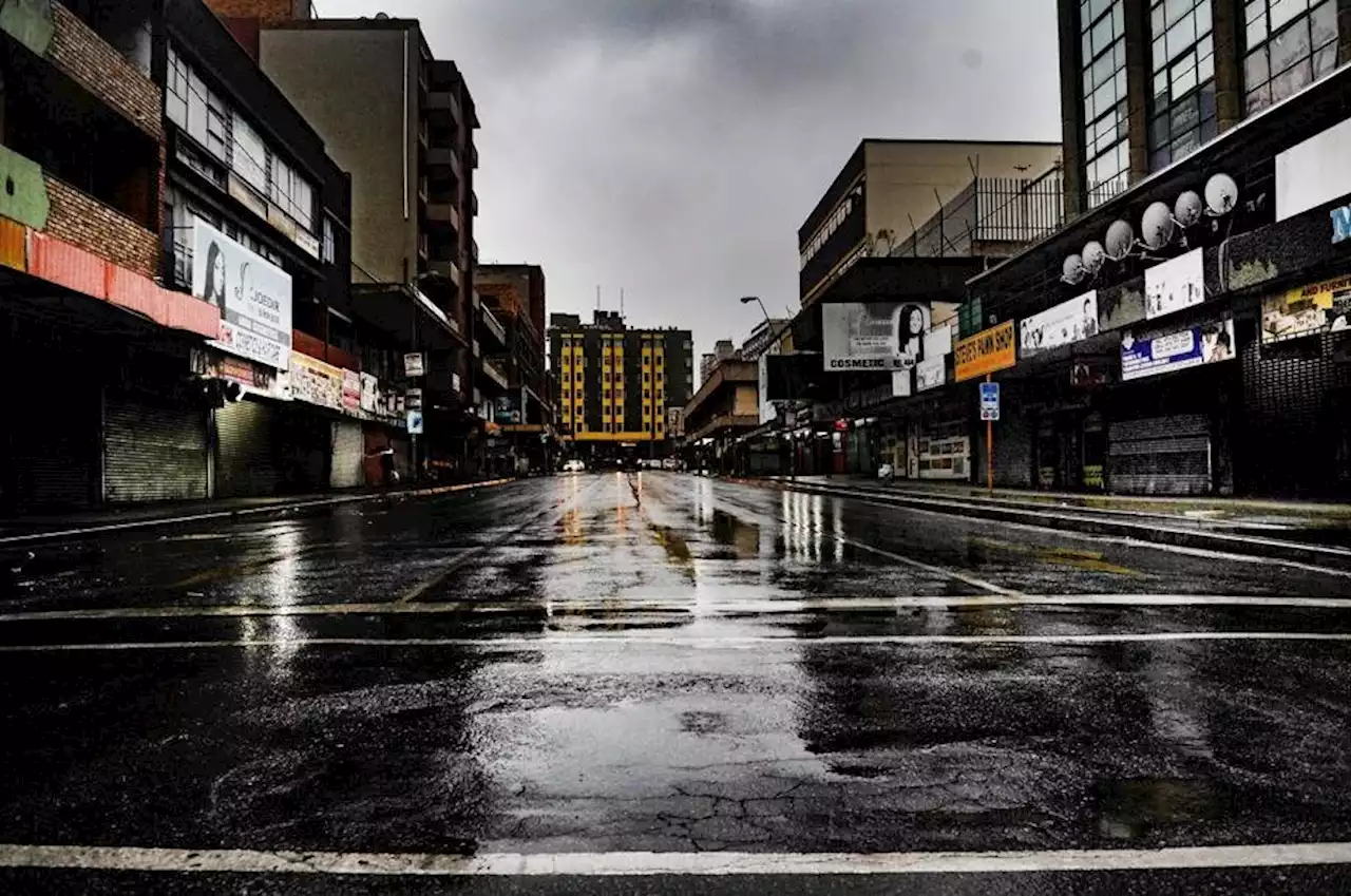 Pieter du Toit | Lights out, no water, no jobs: The system is failing but government doesn't care | News24