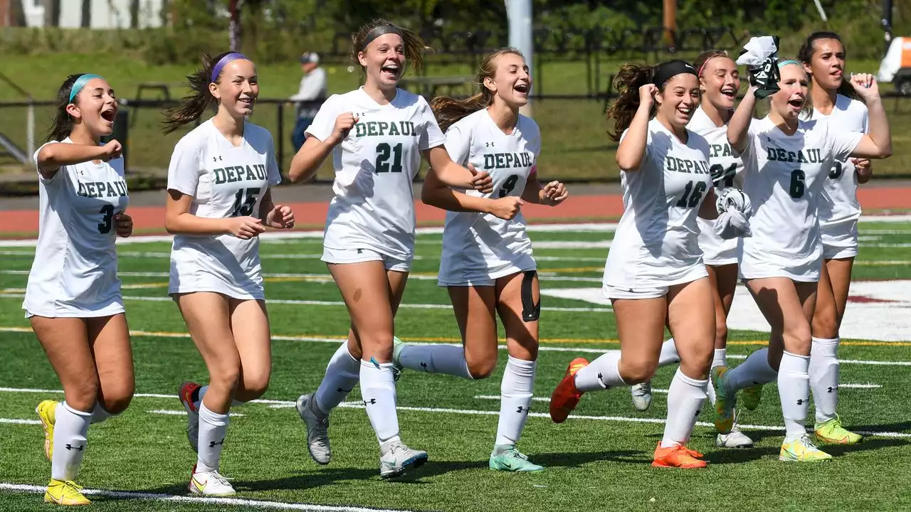 Statewide girls soccer group and conference rankings for Oct. 4