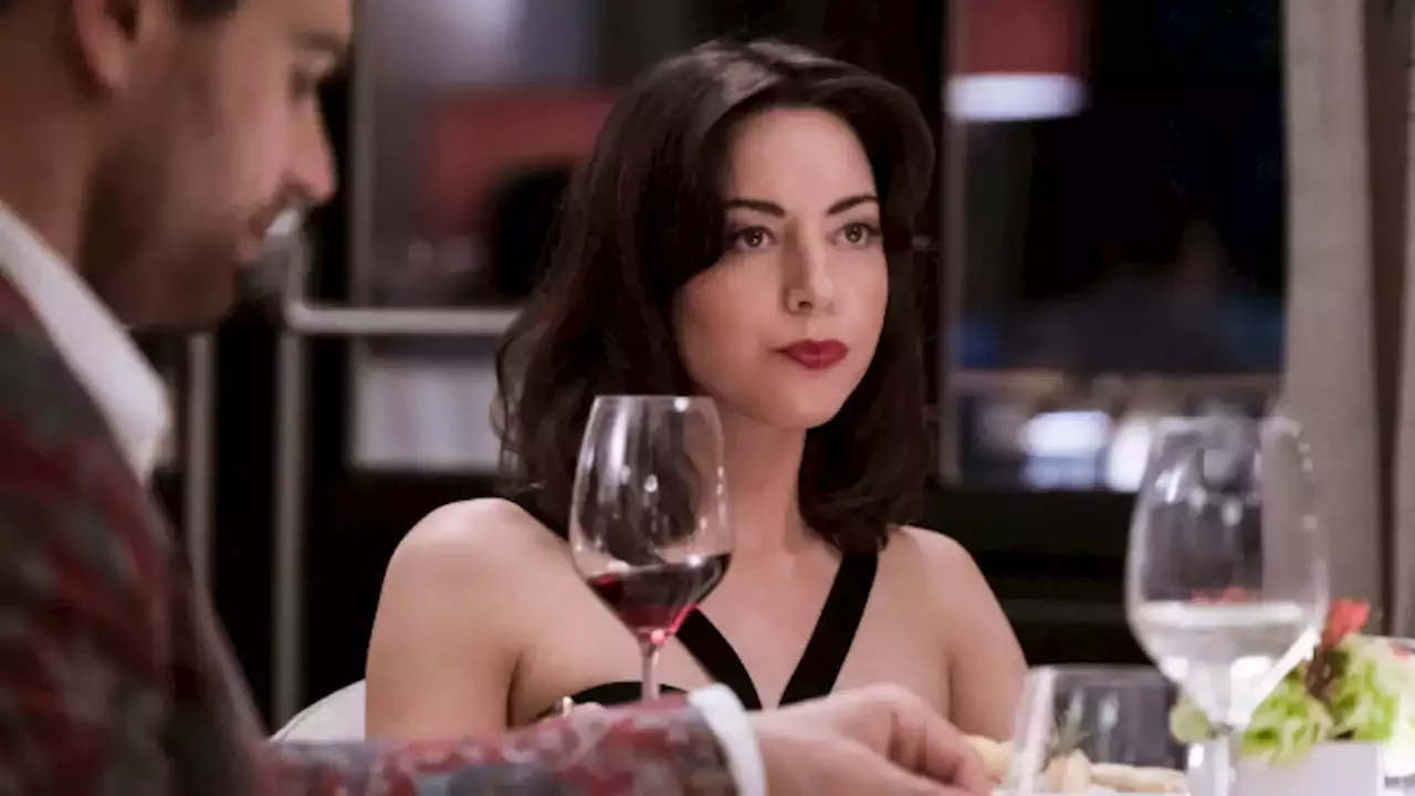 The White Lotus' Season 2 Trailer Raises a Glass to Sicily—and Couple  Troubles