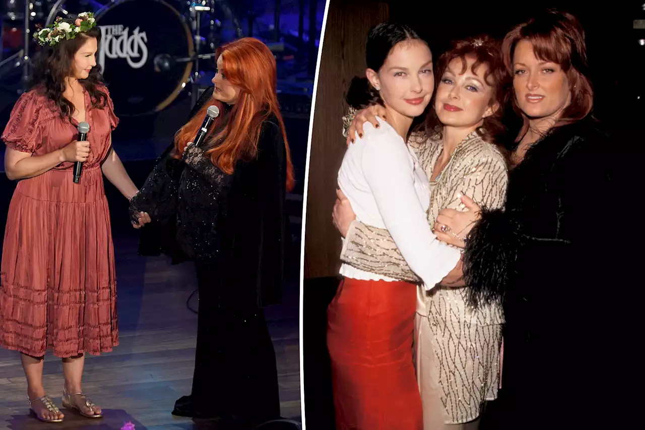 Wynonna Judd addresses rumors she’s fighting with Ashley over mom Naomi’s will