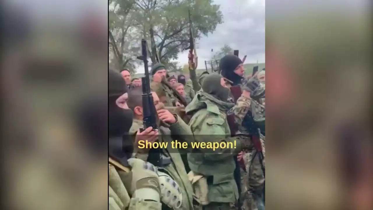 'Fate girare questo video': la richiesta di neo arruolati militari russi