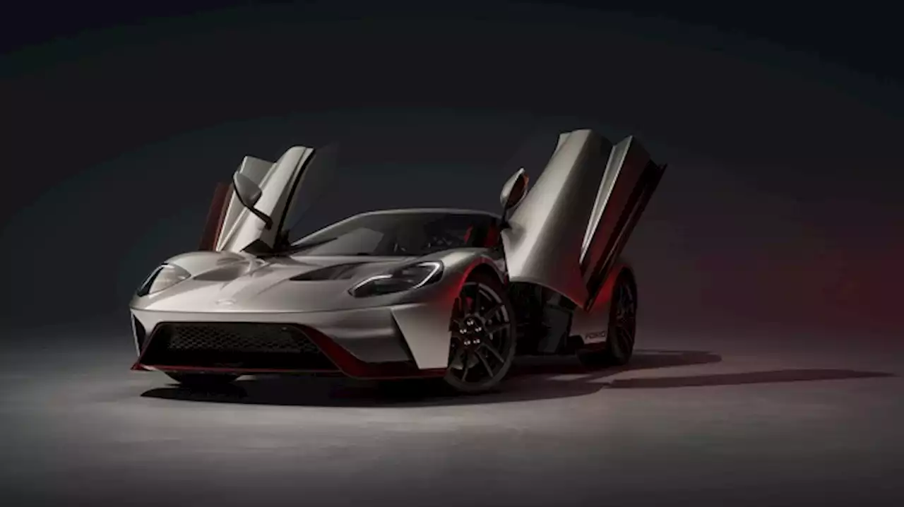 The Final Special-Edition Ford GT Celebrates the Supercars’s 2016 Le Mans Class Victory