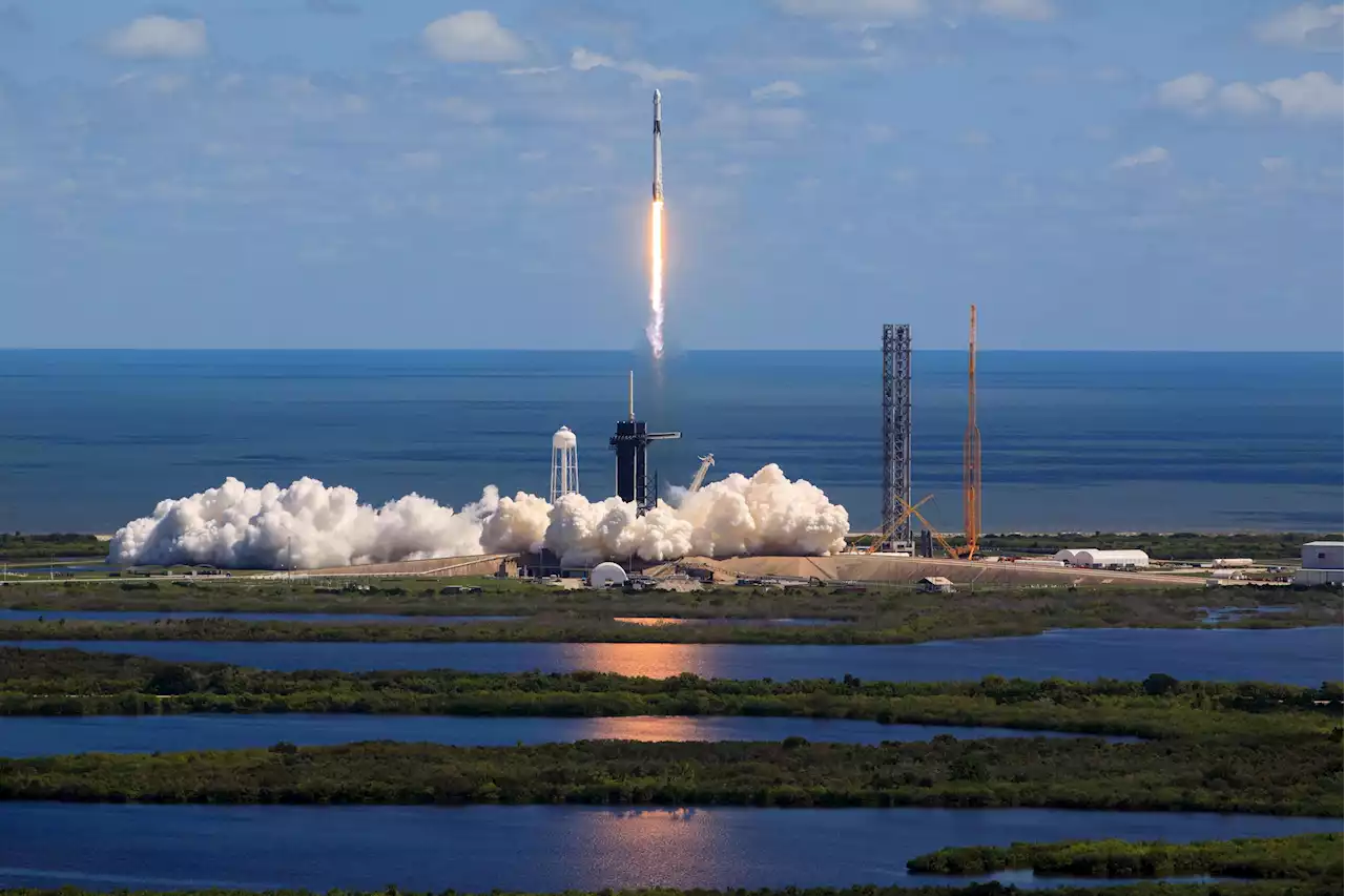 NASA’s SpaceX Crew-5 Picture-Perfect Launch to International Space Station