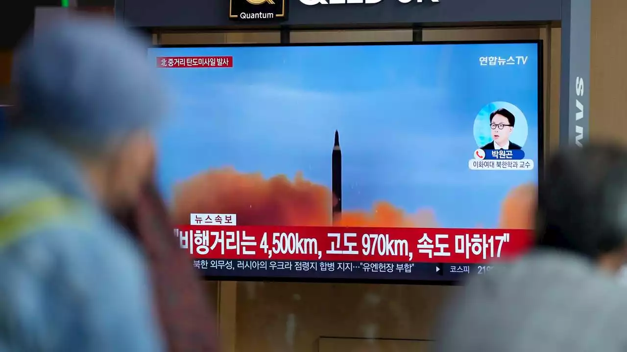 Nordkorea feuert erneut Raketen in Richtung Japan ab