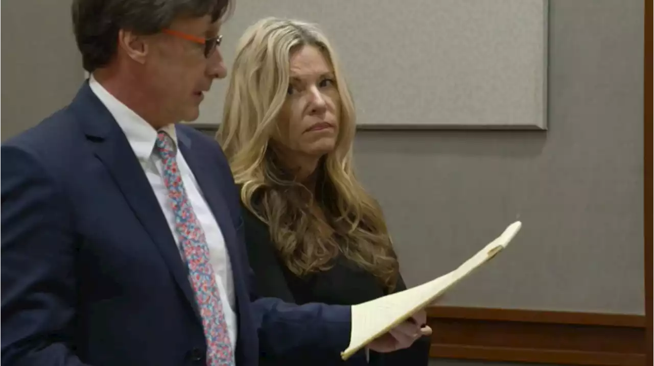 Lori Vallow Daybell's case suspended, pending competency ruling