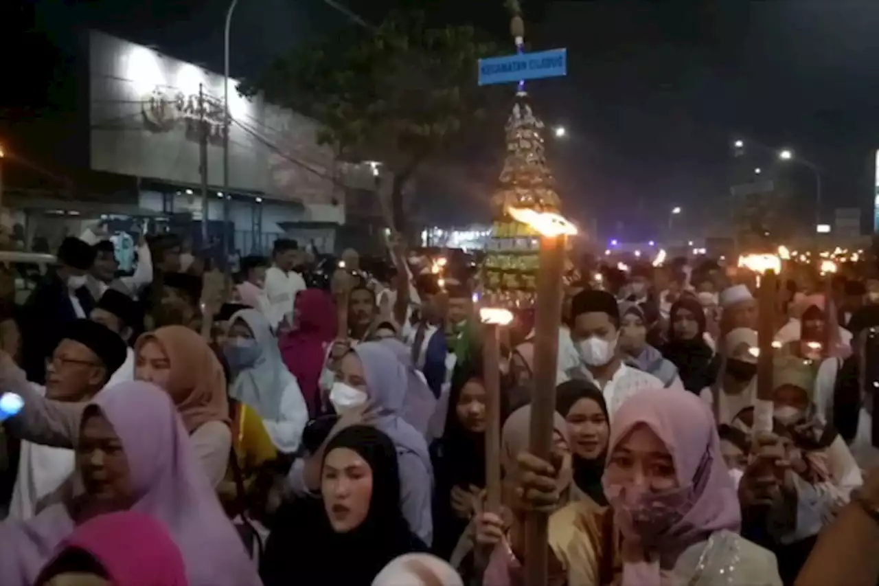 Pawai obor awali peringatan Maulid Nabi di Kota Tangerang - ANTARA News