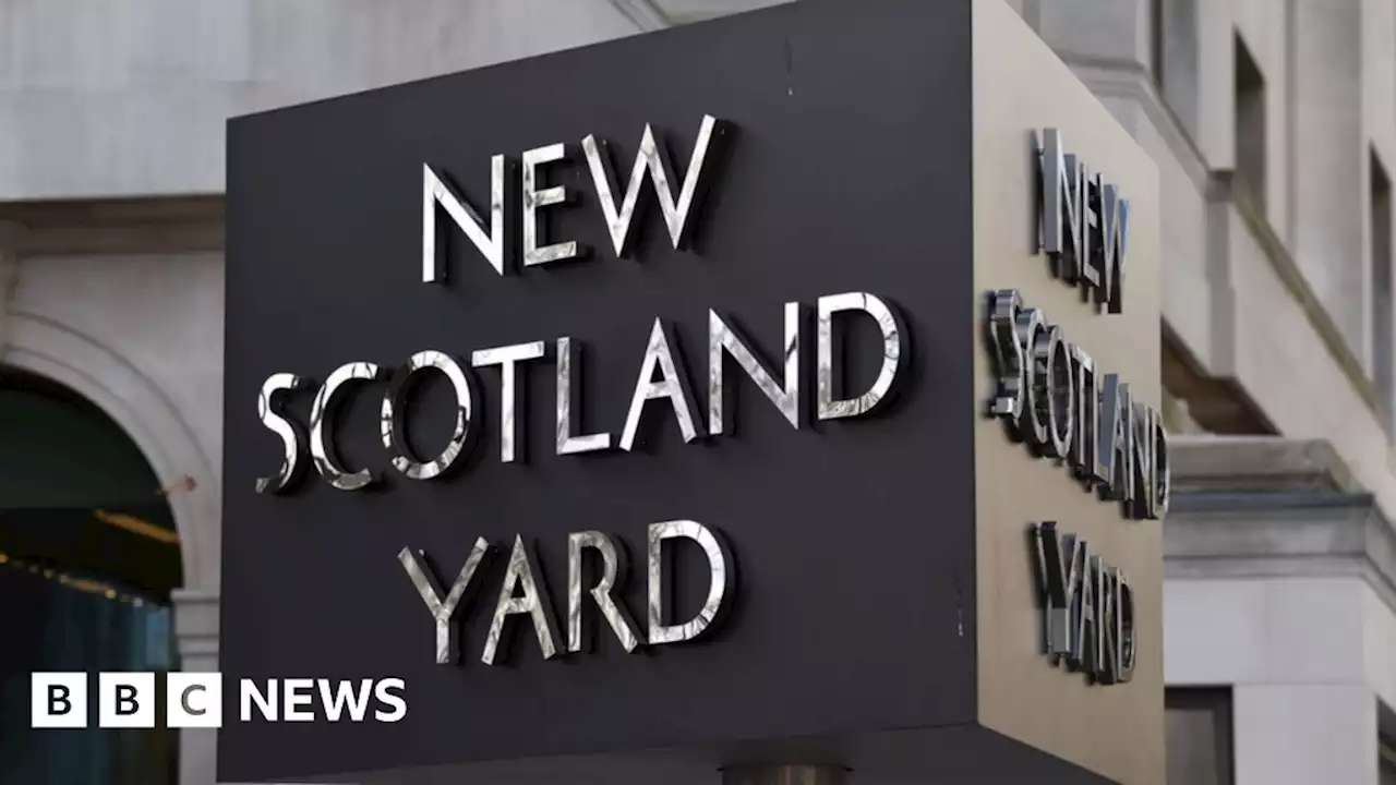 Met Police creates anti-corruption unit to 'root out' criminal officers